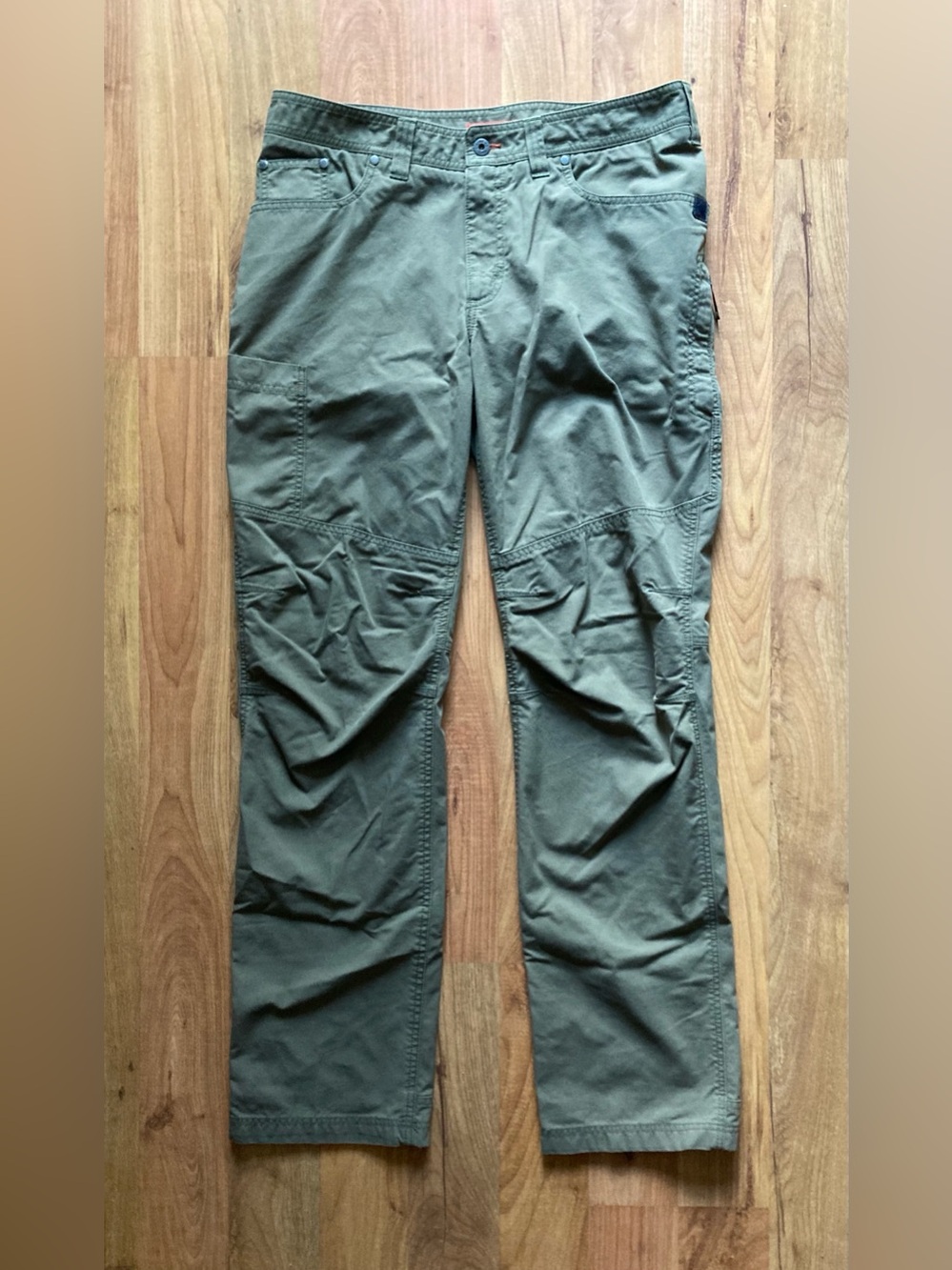 LL Bean Riverton Cargo Utility Hiking Olive Green Pants Mens 35x34 Athletic Fit